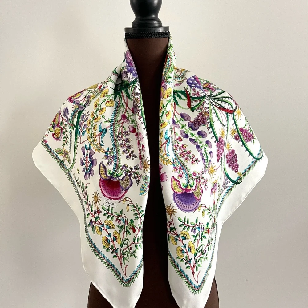 Gucci authentic scarf